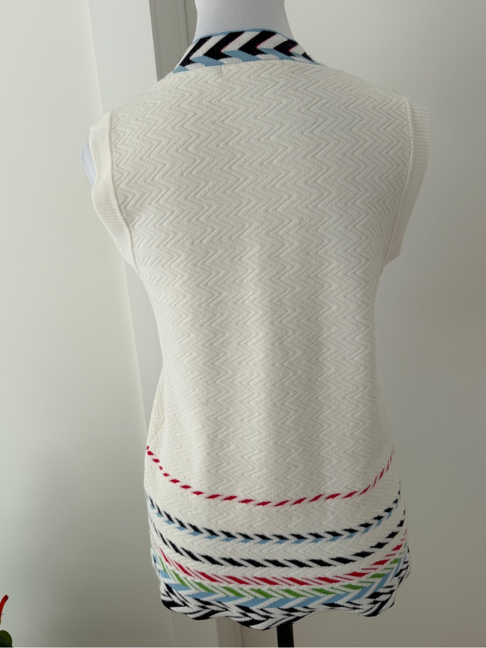 CHINSTUDIO Button Front Knit Vest Chevron Stripe Trim Preppy Nautical Nordic - Picture 4 of 17